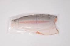 Форель радужная, филе трим B, с/м, индивид, не более 5%, 0.9-1.25 кг/шт, в/у, карт., 25 кг (6300/02002)